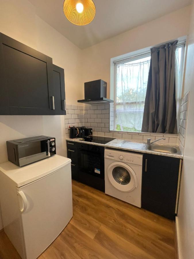Wonderful Fully-Equipped Studio Near Central London 8 외부 사진