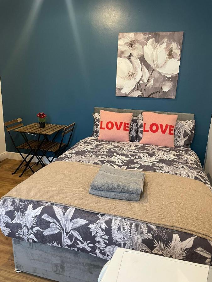 Wonderful Fully-Equipped Studio Near Central London 8 외부 사진
